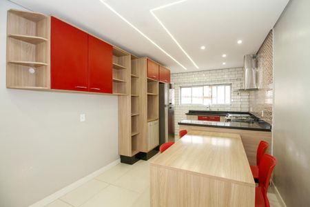 Apartamento para alugar com 101m², 2 quartos e 1 vagaCozinha