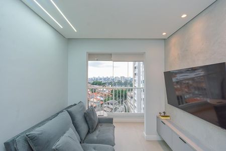 Sala de apartamento para alugar com 2 quartos, 43m² em Vila Isa, São Paulo