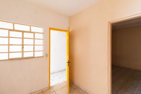 Sala de casa à venda com 1 quarto, 250m² em Bussocaba, Osasco