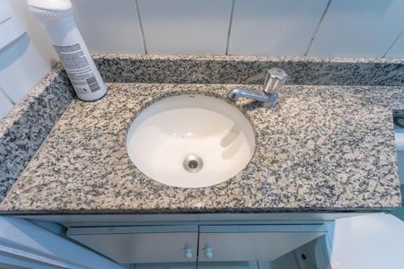 Apartamento para alugar com 55m², 2 quartos e 1 vagaBanheiro da suíte 