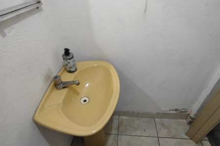 Casa à venda com 147m², 2 quartos e 2 vagas Casa à venda com 147m², 2 quartos e 2 vagasBanheiro 2