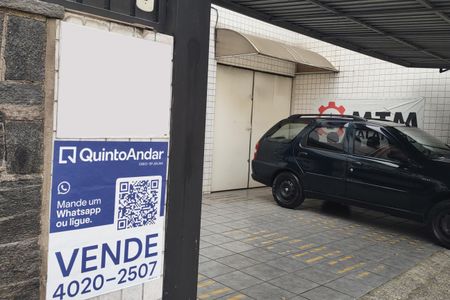 Casa à venda com 147m², 2 quartos e 2 vagas Casa à venda com 147m², 2 quartos e 2 vagasPlaquinha