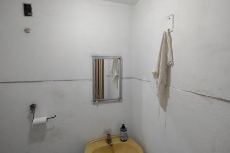 Casa à venda com 147m², 2 quartos e 2 vagas Casa à venda com 147m², 2 quartos e 2 vagasBanheiro 2