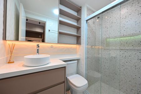 Banheiro Social de kitnet/studio para alugar com 1 quarto, 43m² em Mirandópolis, São Paulo