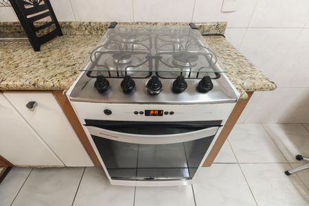 Casa à venda com 130m², 2 quartos e 2 vagasCozinha 