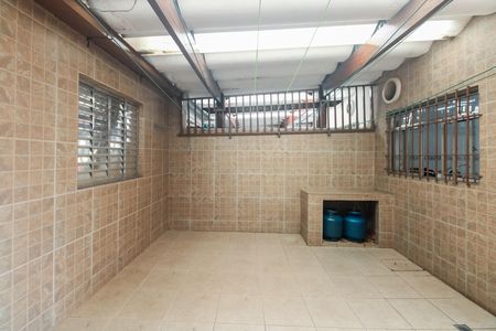 Casa à venda com 130m², 2 quartos e 2 vagasQuintal 