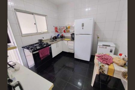 Casa de condomínio à venda com 123m², 3 quartos e 2 vagas