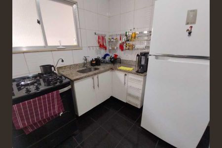 Casa de condomínio à venda com 123m², 3 quartos e 2 vagas
