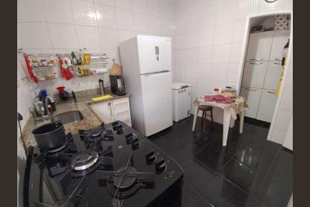 Casa de condomínio à venda com 123m², 3 quartos e 2 vagas