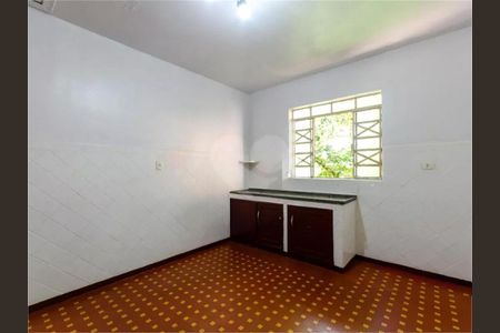 Casa à venda com 3 quartos, 300m² em Piqueri, São Paulo