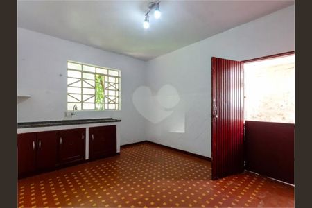 Casa à venda com 3 quartos, 300m² em Piqueri, São Paulo