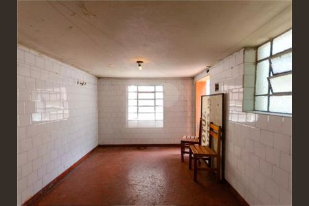 Casa à venda com 3 quartos, 300m² em Piqueri, São Paulo