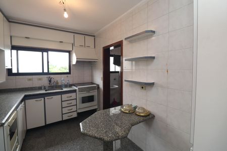 Apartamento para alugar com 98m², 3 quartos e 2 vagasCozinha - Armários