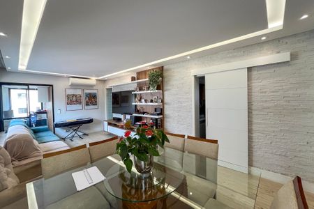 Apartamento à venda com 94m², 3 quartos e 2 vagasSala