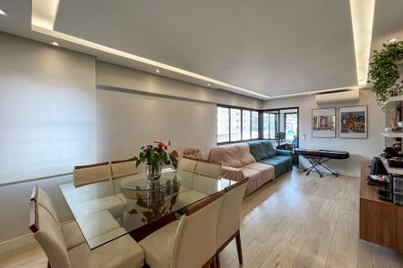 Apartamento à venda com 94m², 3 quartos e 2 vagasSala