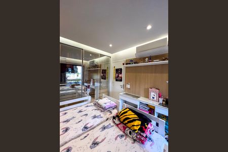 Apartamento à venda com 94m², 3 quartos e 2 vagasQuarto 3