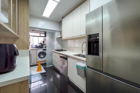 Apartamento à venda com 94m², 3 quartos e 2 vagasCozinha