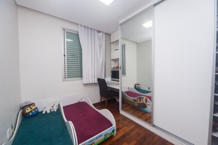Apartamento à venda com 96m², 3 quartos e 1 vagaquarto 1