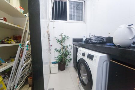 Apartamento à venda com 96m², 3 quartos e 1 vagaÁrea de Serviço