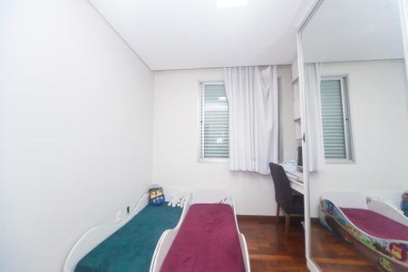 Apartamento à venda com 96m², 3 quartos e 1 vagaquarto 1