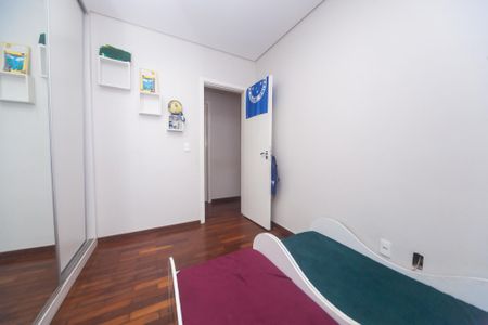 quarto 1 de apartamento à venda com 3 quartos, 96m² em Buritis, Belo Horizonte