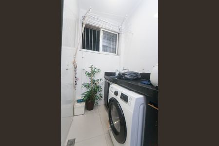 Apartamento à venda com 96m², 3 quartos e 1 vagaÁrea de Serviço