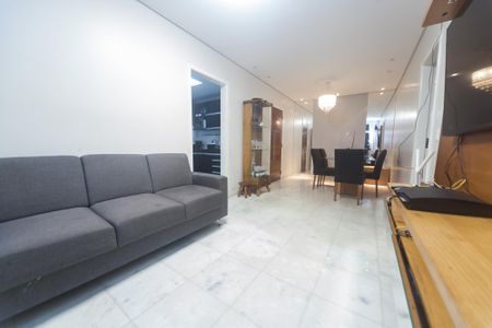 Apartamento à venda com 96m², 3 quartos e 1 vagaSala de TV