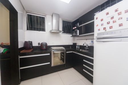 Apartamento à venda com 96m², 3 quartos e 1 vagaCozinha