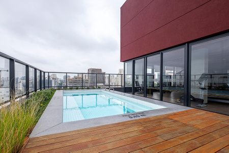 Studio para alugar com 47m², 1 quarto e sem vaga Studio para alugar com 47m², 1 quarto e sem vagaPiscina