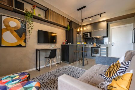 Studio de kitnet/studio para alugar com 1 quarto, 47m² em Pinheiros, São Paulo