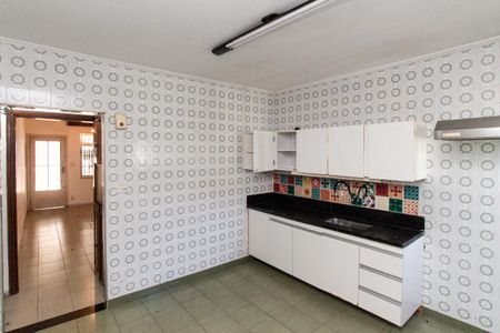 Casa à venda com 99m², 2 quartos e 1 vaga Casa à venda com 99m², 2 quartos e 1 vagaCozinha