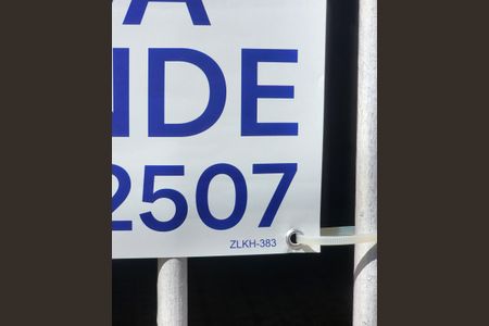 Casa à venda com 99m², 2 quartos e 1 vaga Casa à venda com 99m², 2 quartos e 1 vagaPlaca