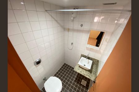 Apartamento à venda com 77m², 2 quartos e 1 vaga