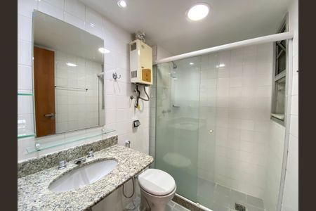 Apartamento à venda com 77m², 2 quartos e 1 vaga