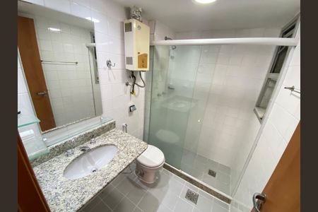 Apartamento à venda com 77m², 2 quartos e 1 vaga