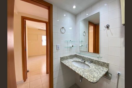 Apartamento à venda com 77m², 2 quartos e 1 vaga