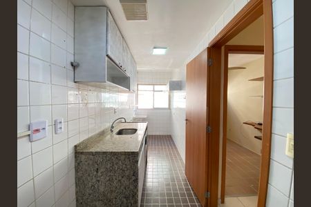 Apartamento à venda com 77m², 2 quartos e 1 vaga