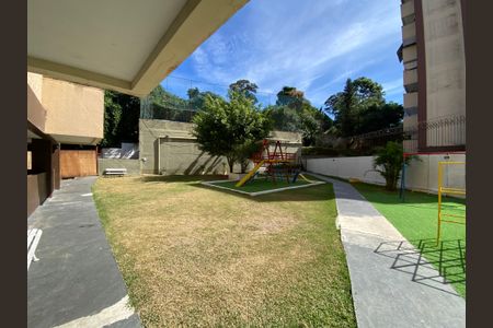 Apartamento à venda com 77m², 2 quartos e 1 vaga