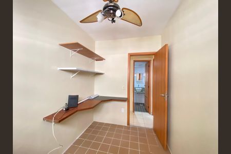 Apartamento à venda com 77m², 2 quartos e 1 vaga