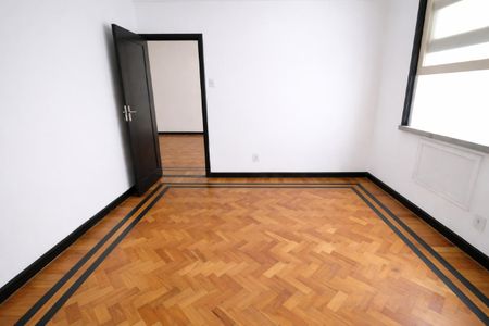Apartamento à venda com 130m², 3 quartos e sem vaga