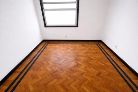 Apartamento à venda com 130m², 3 quartos e sem vaga