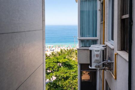 Apartamento à venda com 130m², 3 quartos e sem vaga