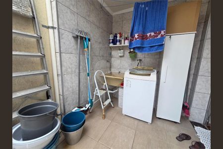 Casa à venda com 3 quartos, 165m² em Vila Primavera, São Paulo