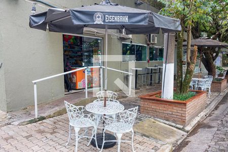 Apartamento para alugar com 50m², 2 quartos e 1 vagaMini Mercado
