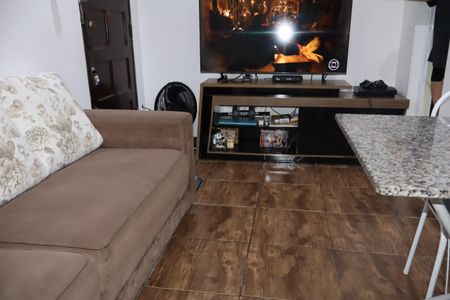 Sala de apartamento para alugar com 2 quartos, 43m² em Jardim Sapopemba, São Paulo