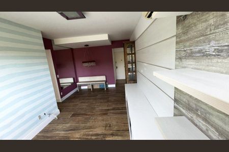 Apartamento para alugar com 55m², 2 quartos e 1 vagaSala