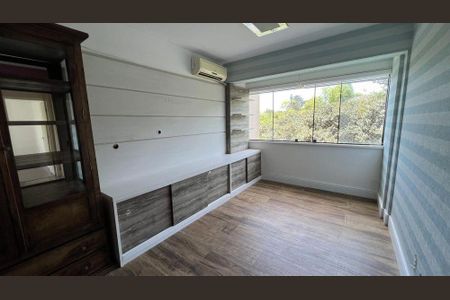Sala de apartamento para alugar com 2 quartos, 55m² em Glória, Porto Alegre