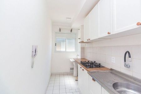 Cozinha de apartamento para alugar com 1 quarto, 55m² em Sarandi, Porto Alegre