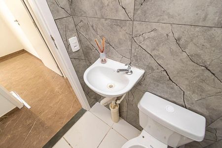 Apartamento para alugar com 42m², 2 quartos e sem vagaBanheiro