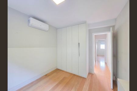 Casa para alugar com 4 quartos, 280m² em Brooklin, São Paulo